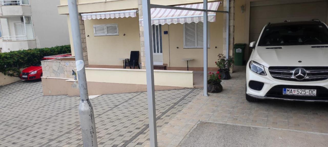 Villa Dm Baška Voda Dış mekan fotoğraf