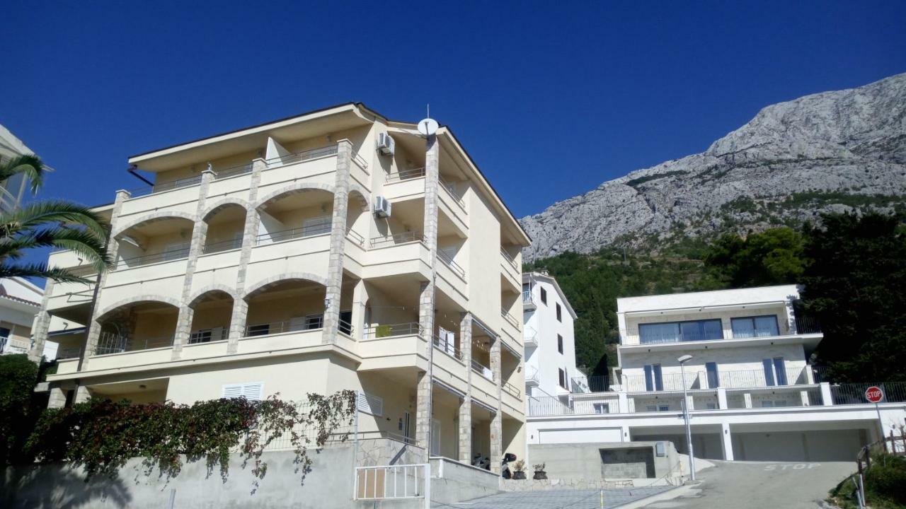 Villa Dm Baška Voda Dış mekan fotoğraf